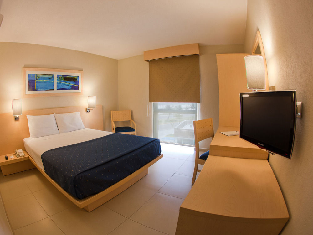 City Express By Marriott מרידה מראה חיצוני תמונה