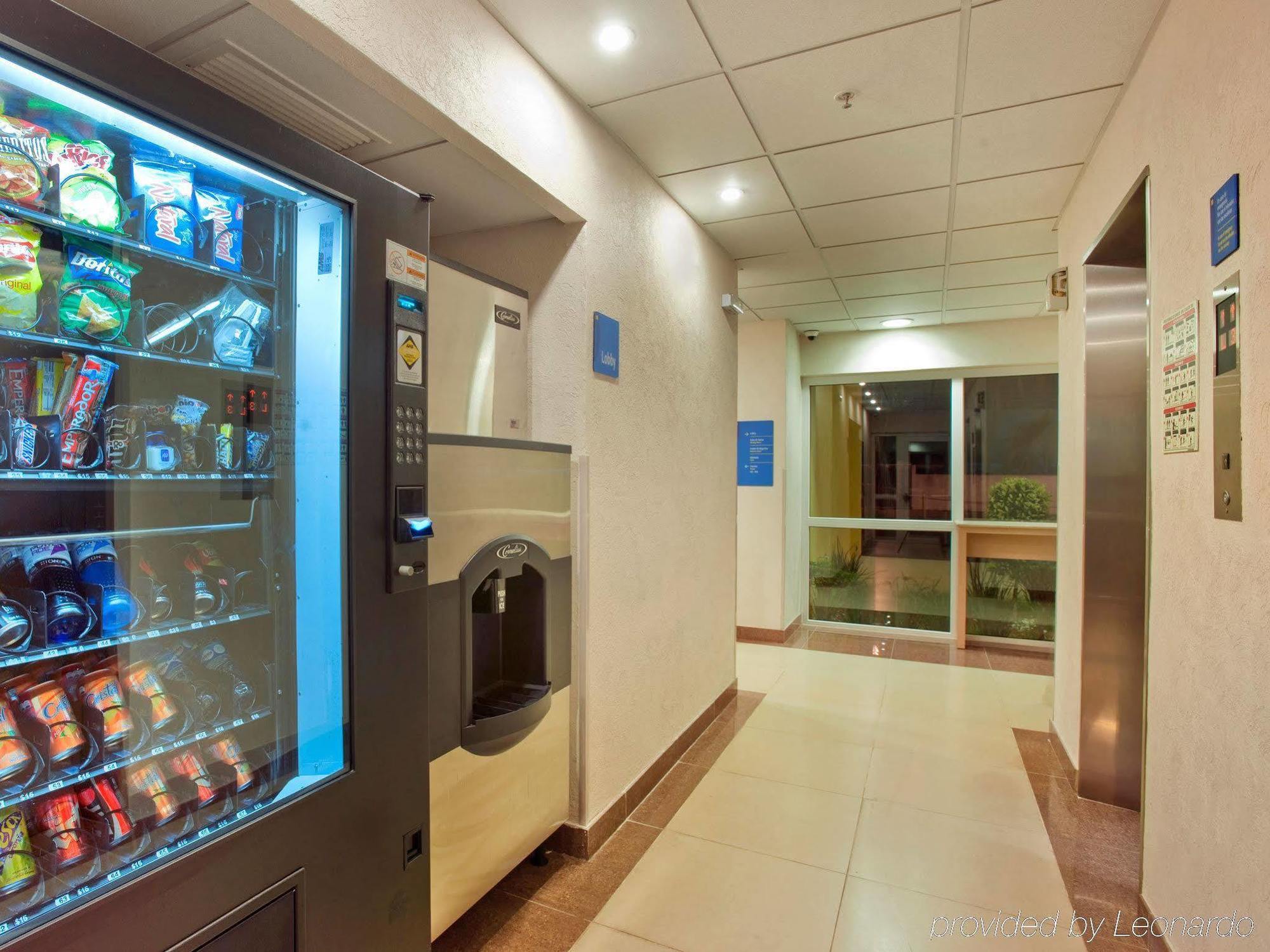 City Express By Marriott מרידה מראה חיצוני תמונה